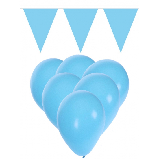 Decoratie licht blauw 15 ballonnen met 2 vlaggenlijnen