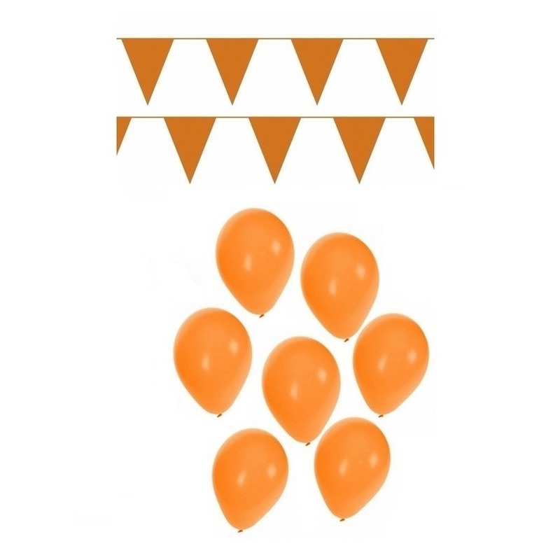 EK voetbal oranje feest versiering met oranje vlaggenlijnen en ballonnen -
