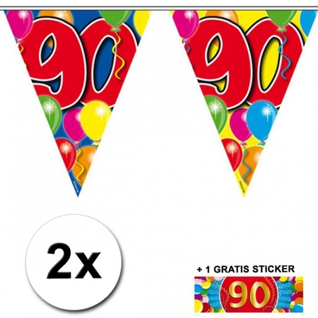 90 jaar vlaggenlijnen 2x met gratis sticker