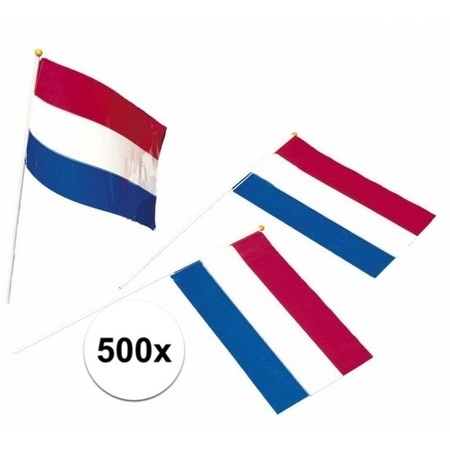 500x Nederlandse zwaaivlaggetjes