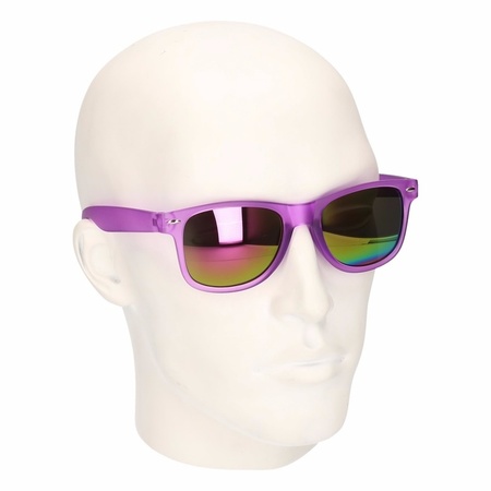 Trendy zonnebrillen paars spiegelglas